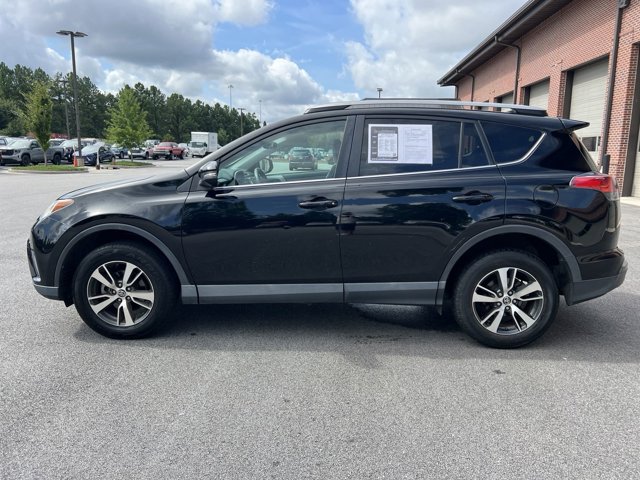 2018 Toyota RAV4 XLE 9