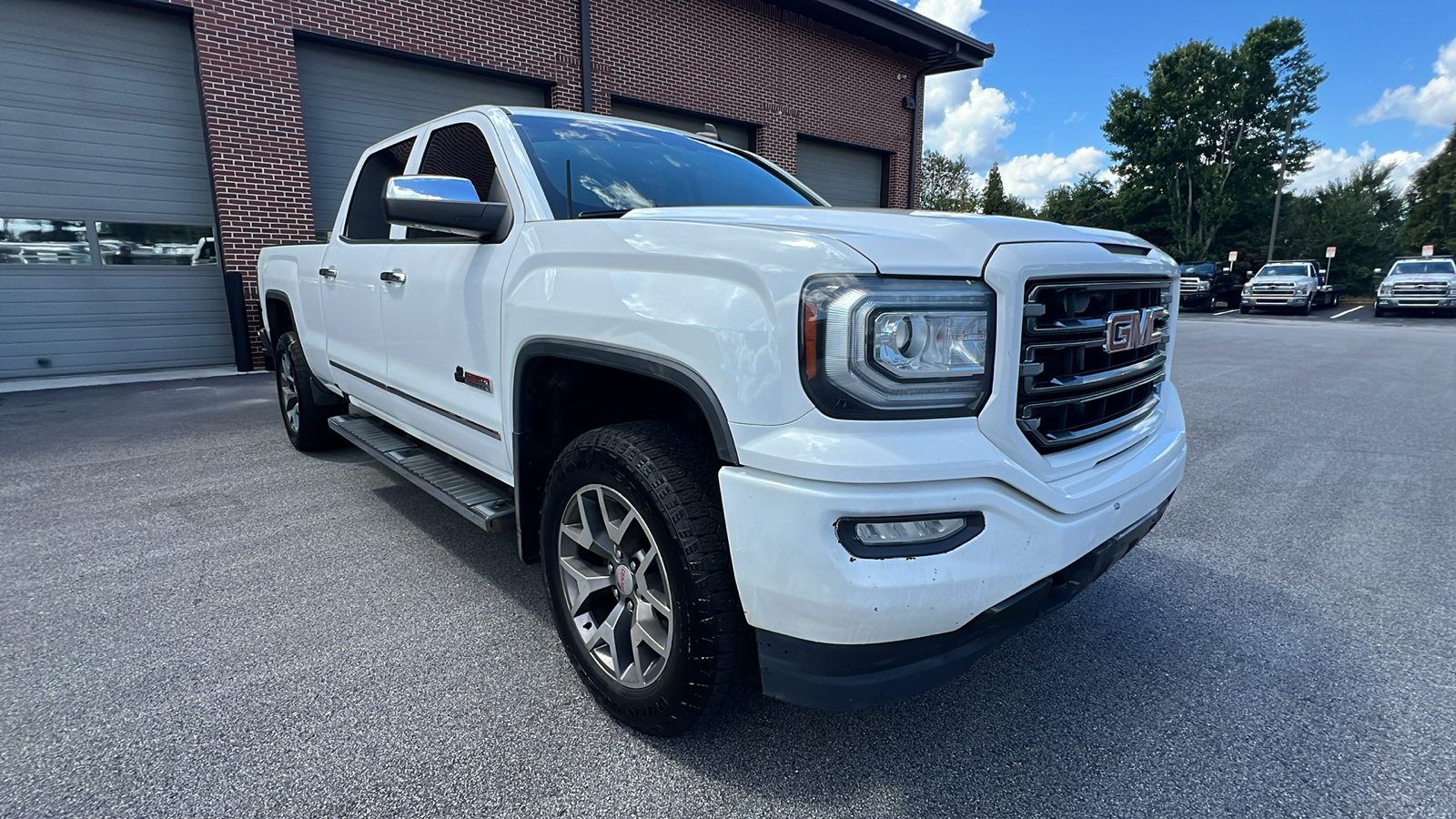 2016 GMC Sierra 1500 SLE 3