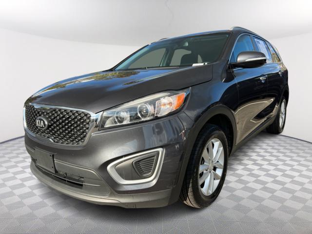 2017 Kia Sorento LX 1