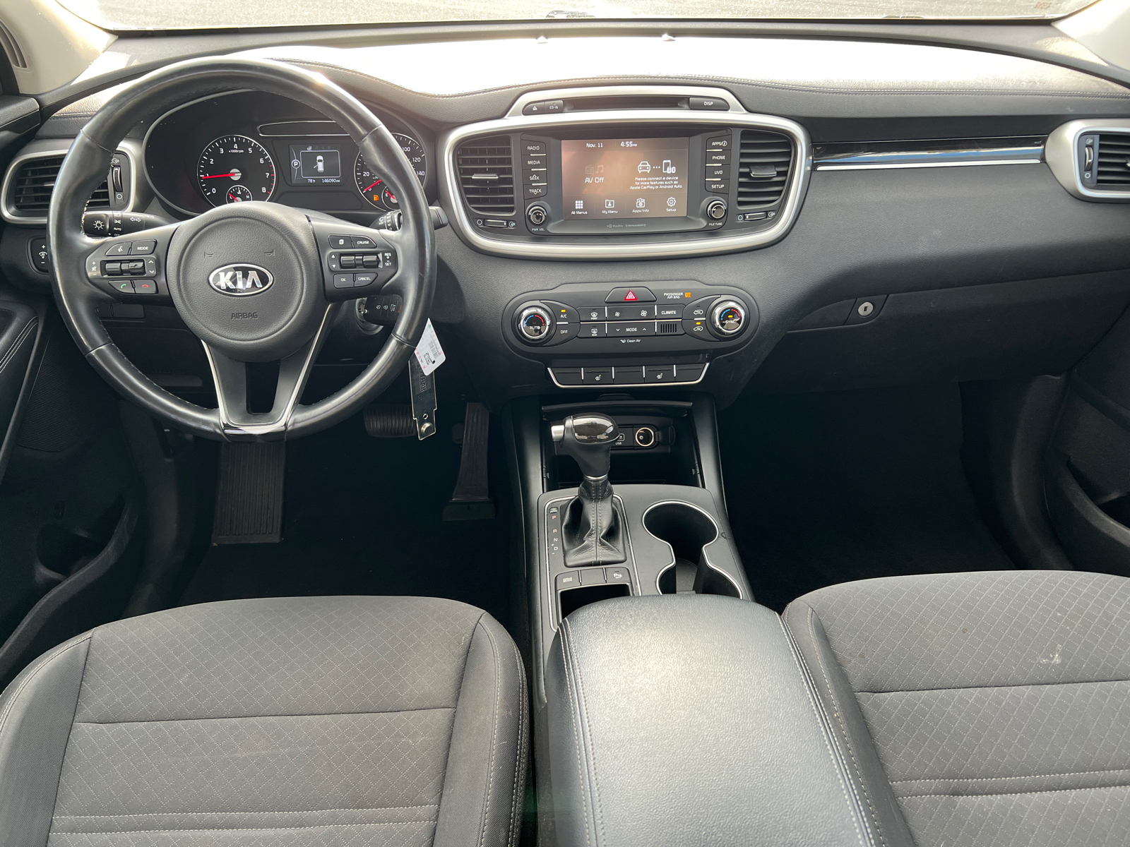 2017 Kia Sorento LX 22