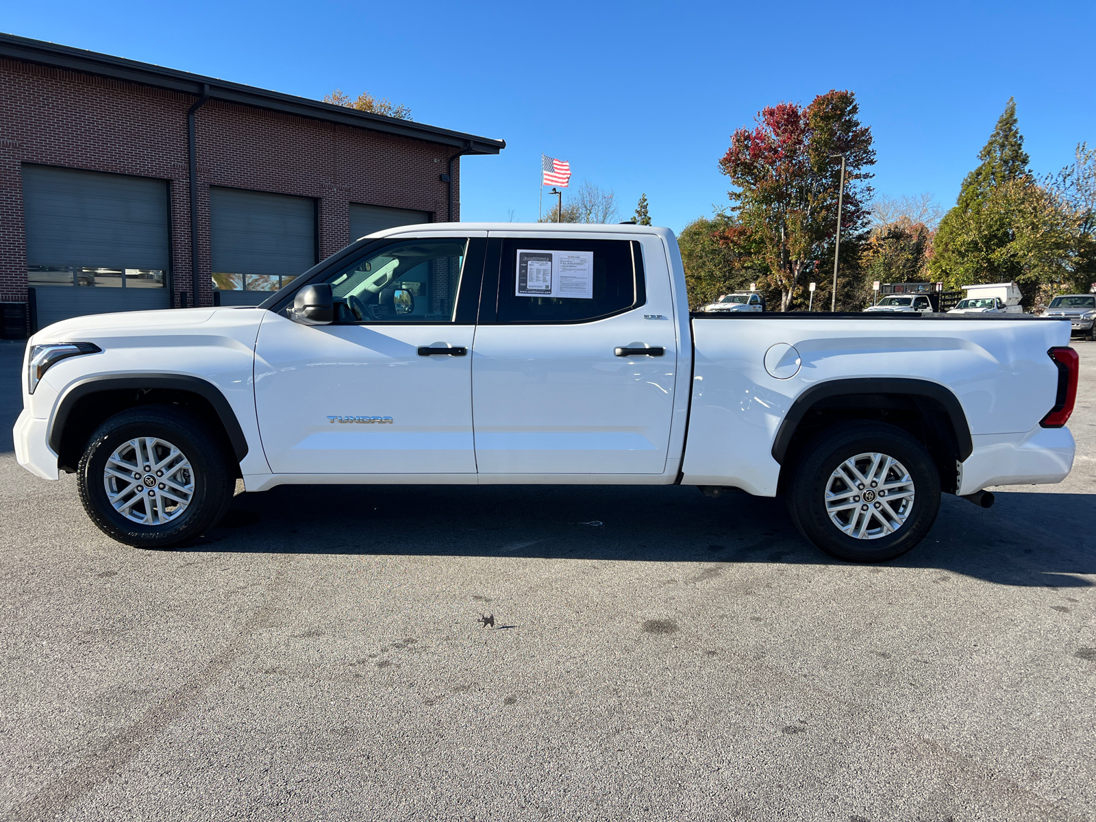 2024 Toyota Tundra SR5 8