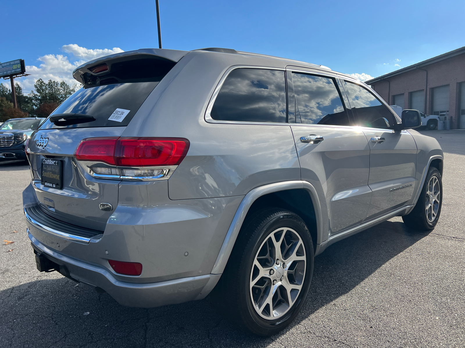 2021 Jeep Grand Cherokee Overland 5