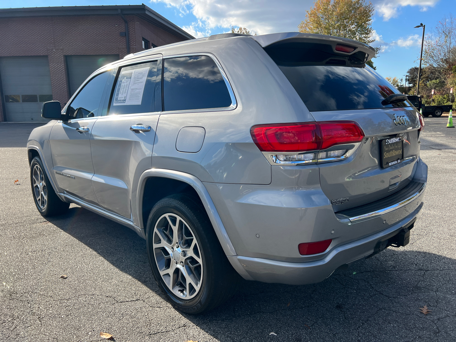 2021 Jeep Grand Cherokee Overland 7