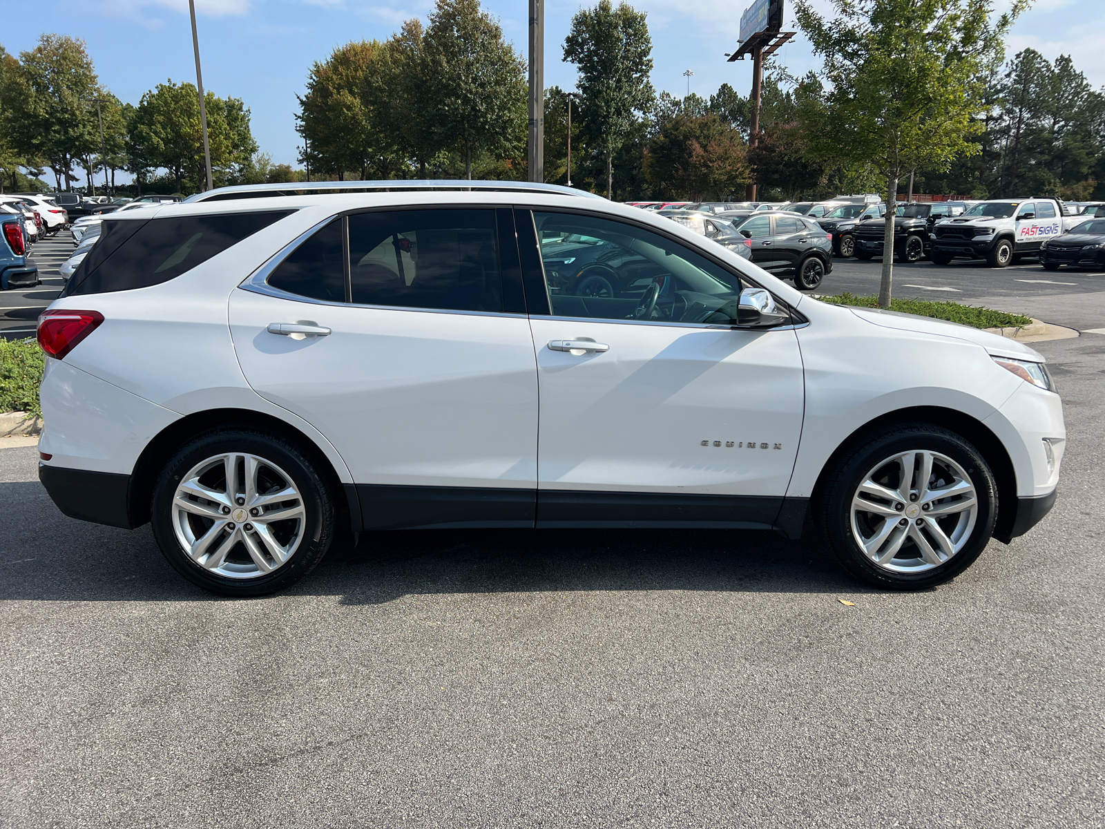 2020 Chevrolet Equinox Premier 4