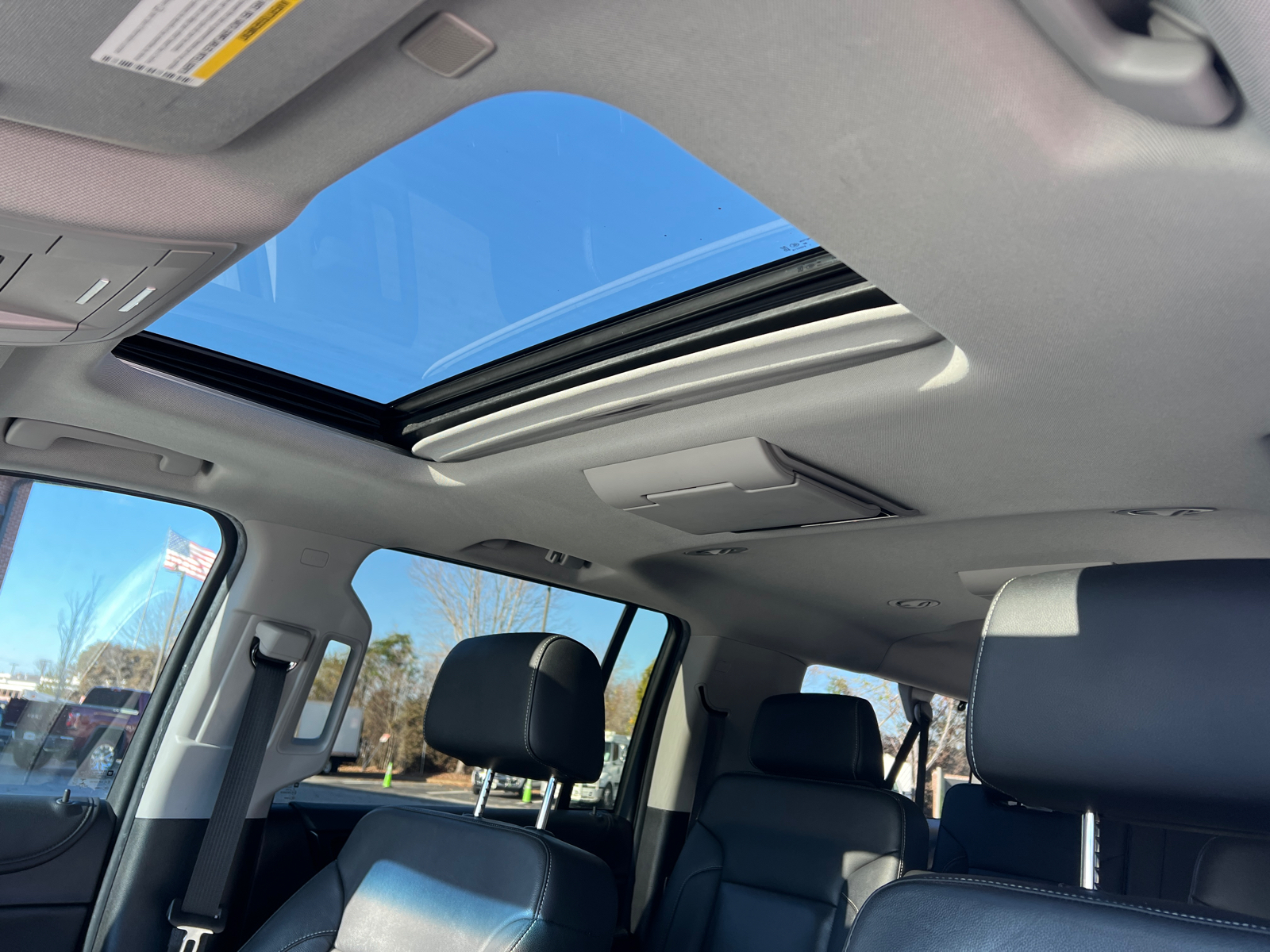 2019 Chevrolet Suburban LT 33