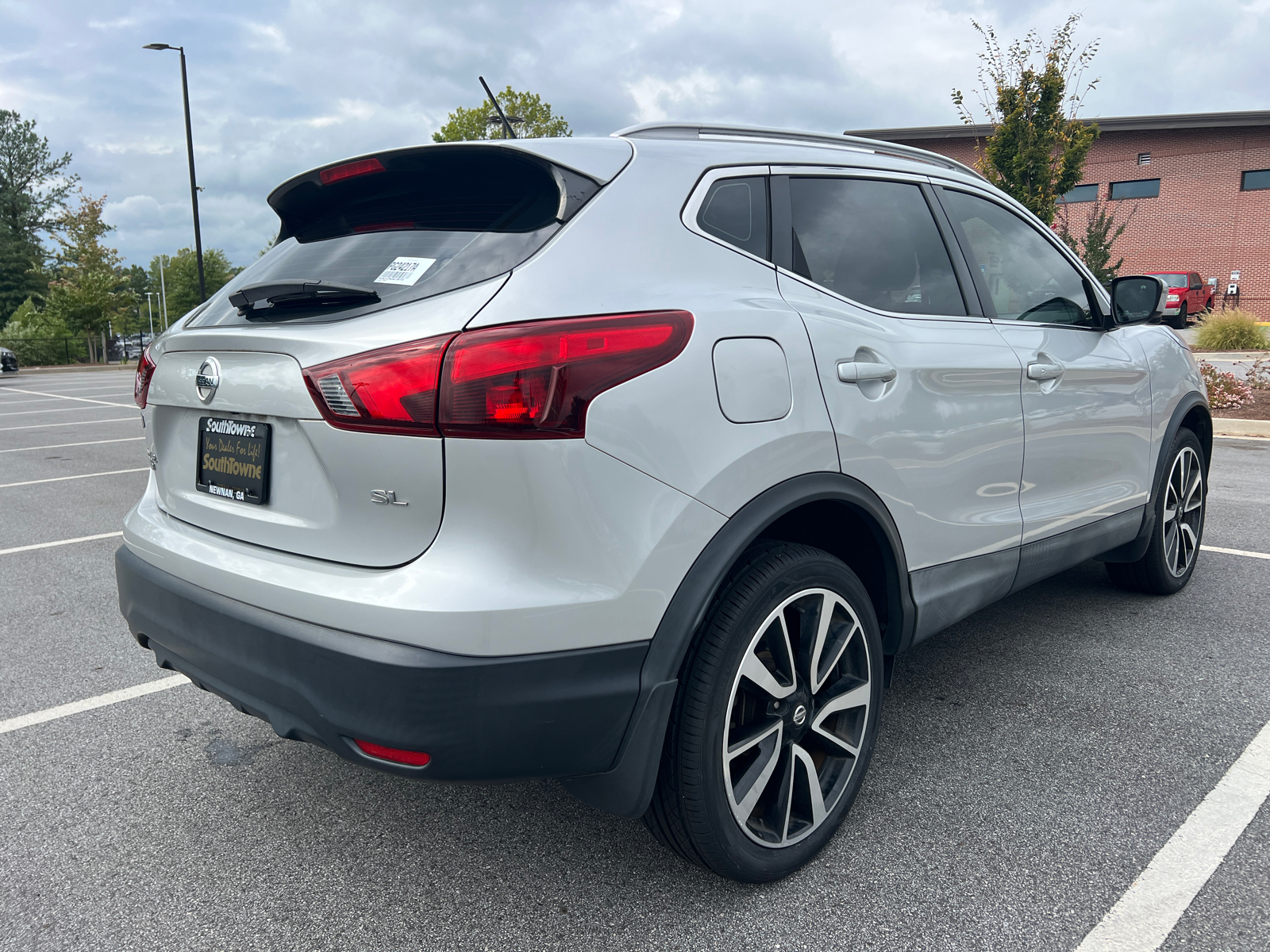 2018 Nissan Rogue Sport SL 5