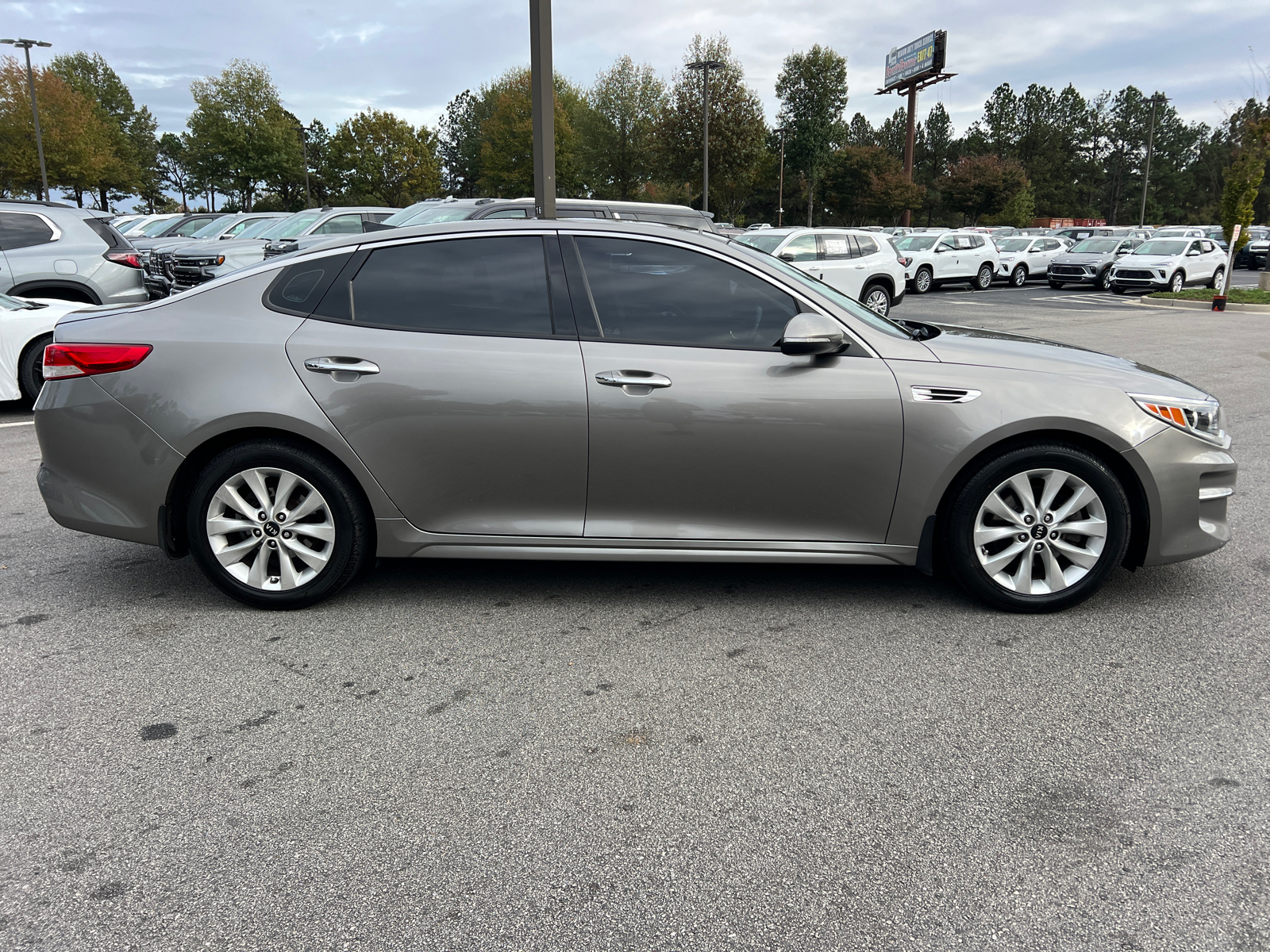 2016 Kia Optima EX 4