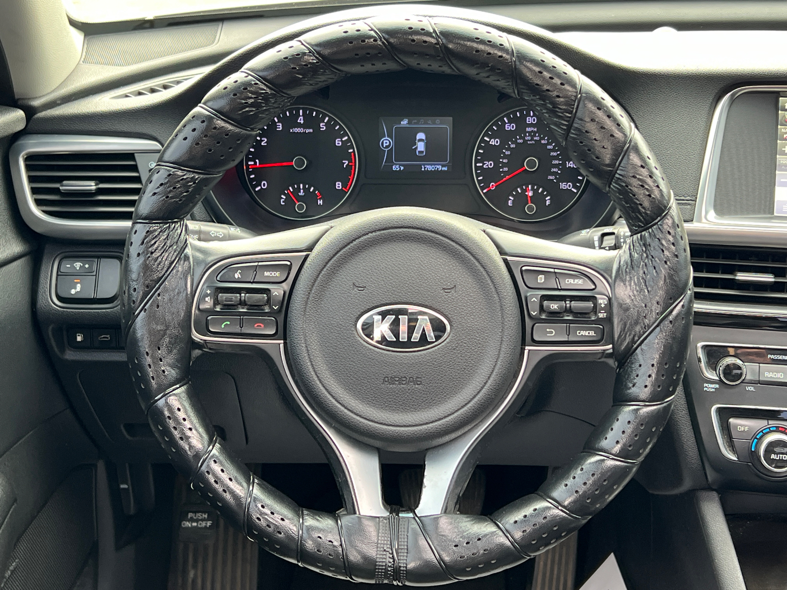 2016 Kia Optima EX 23