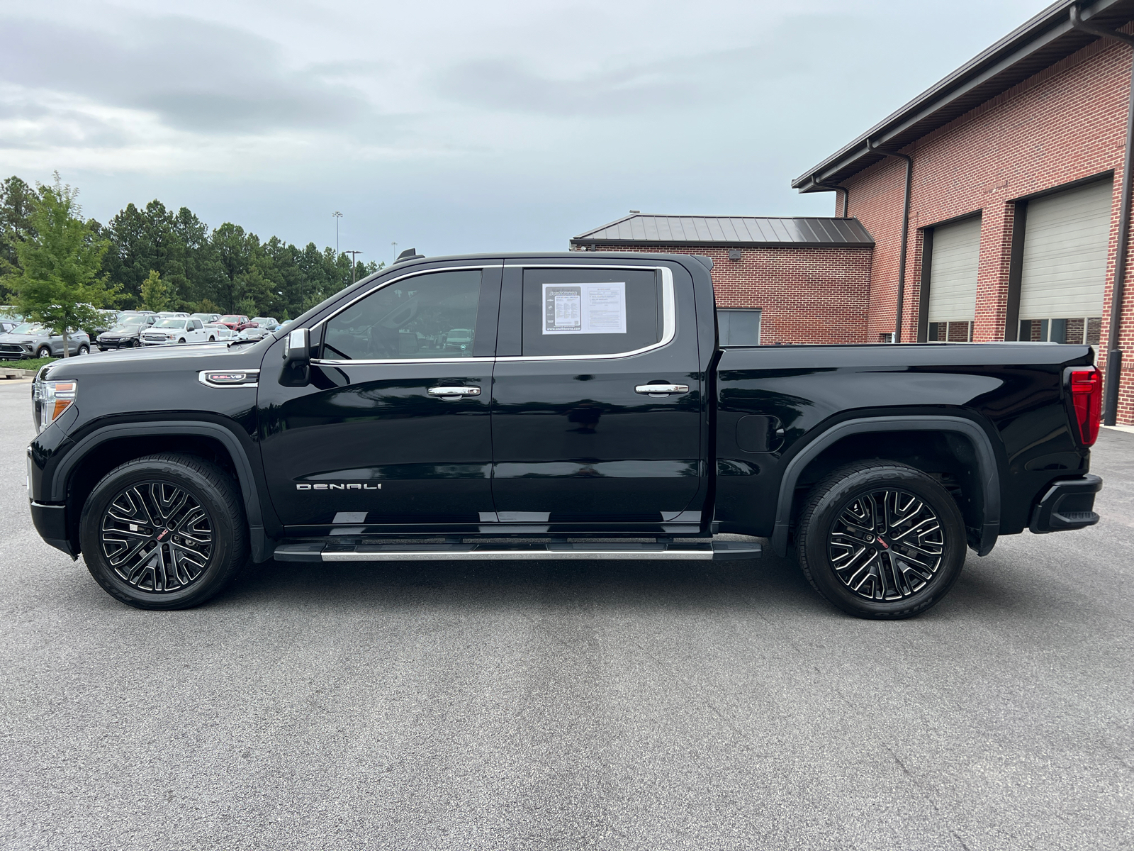 2020 GMC Sierra 1500 Denali 8