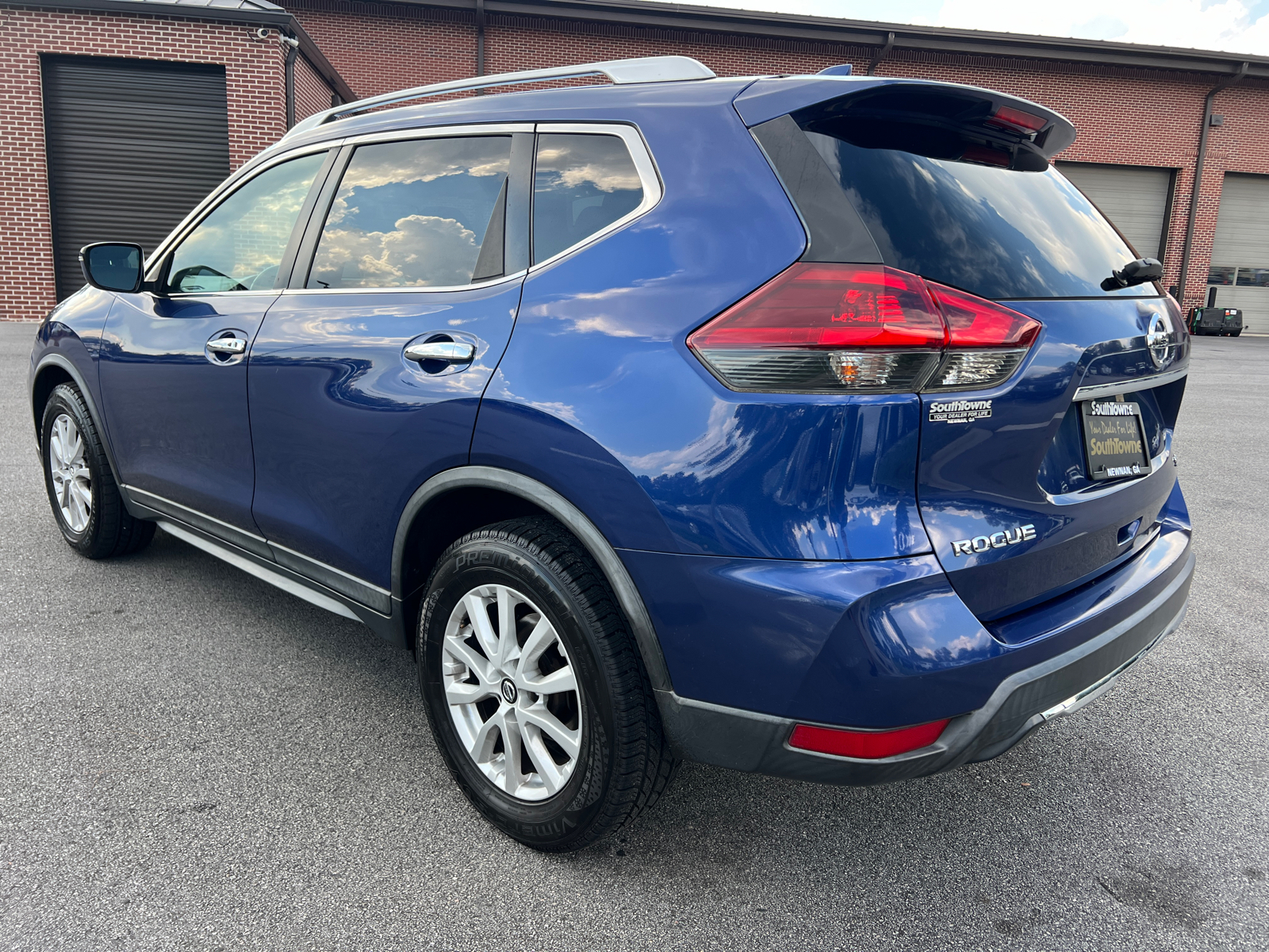 2018 Nissan Rogue SV 7