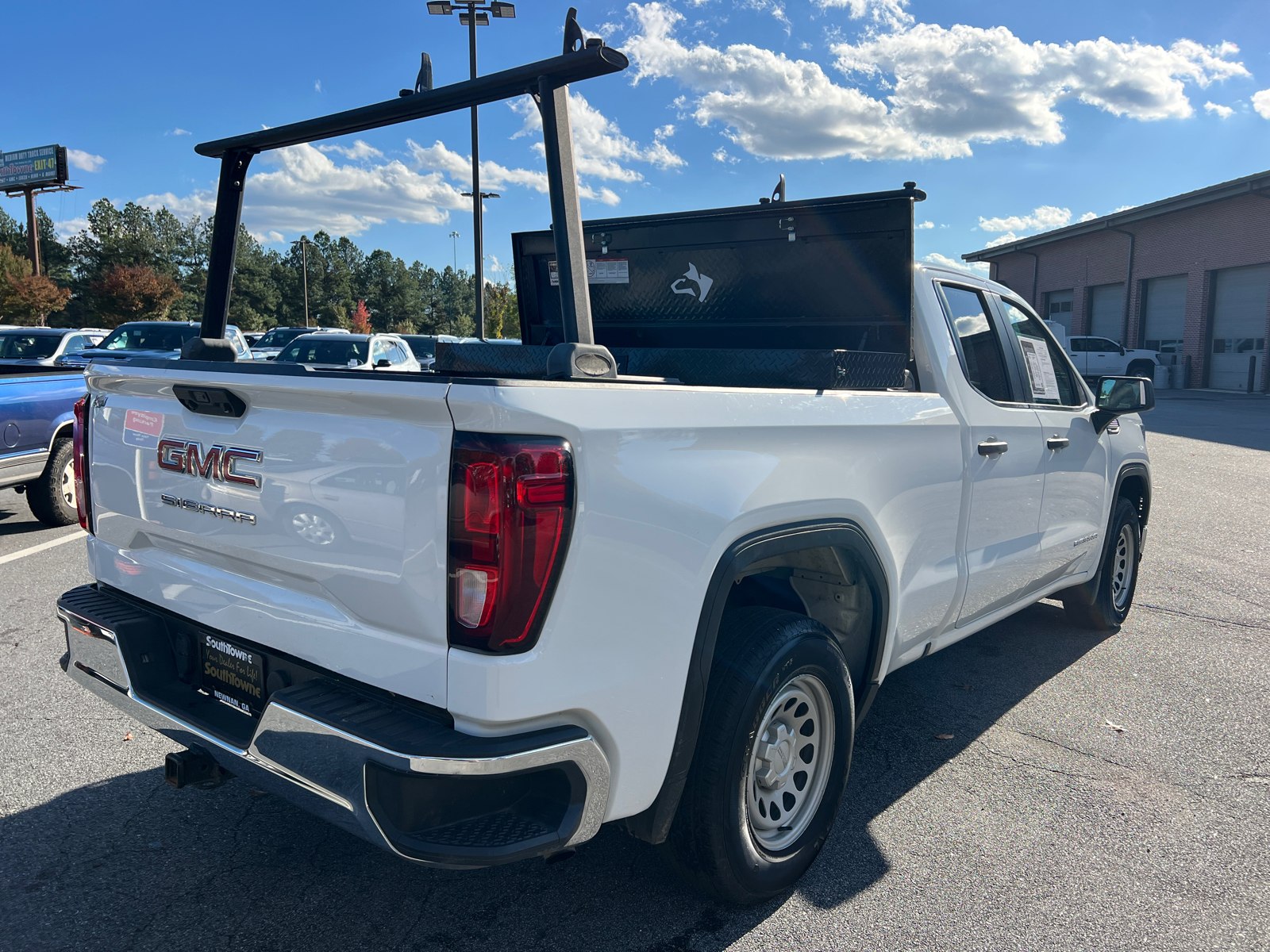 2023 GMC Sierra 1500 Pro 5