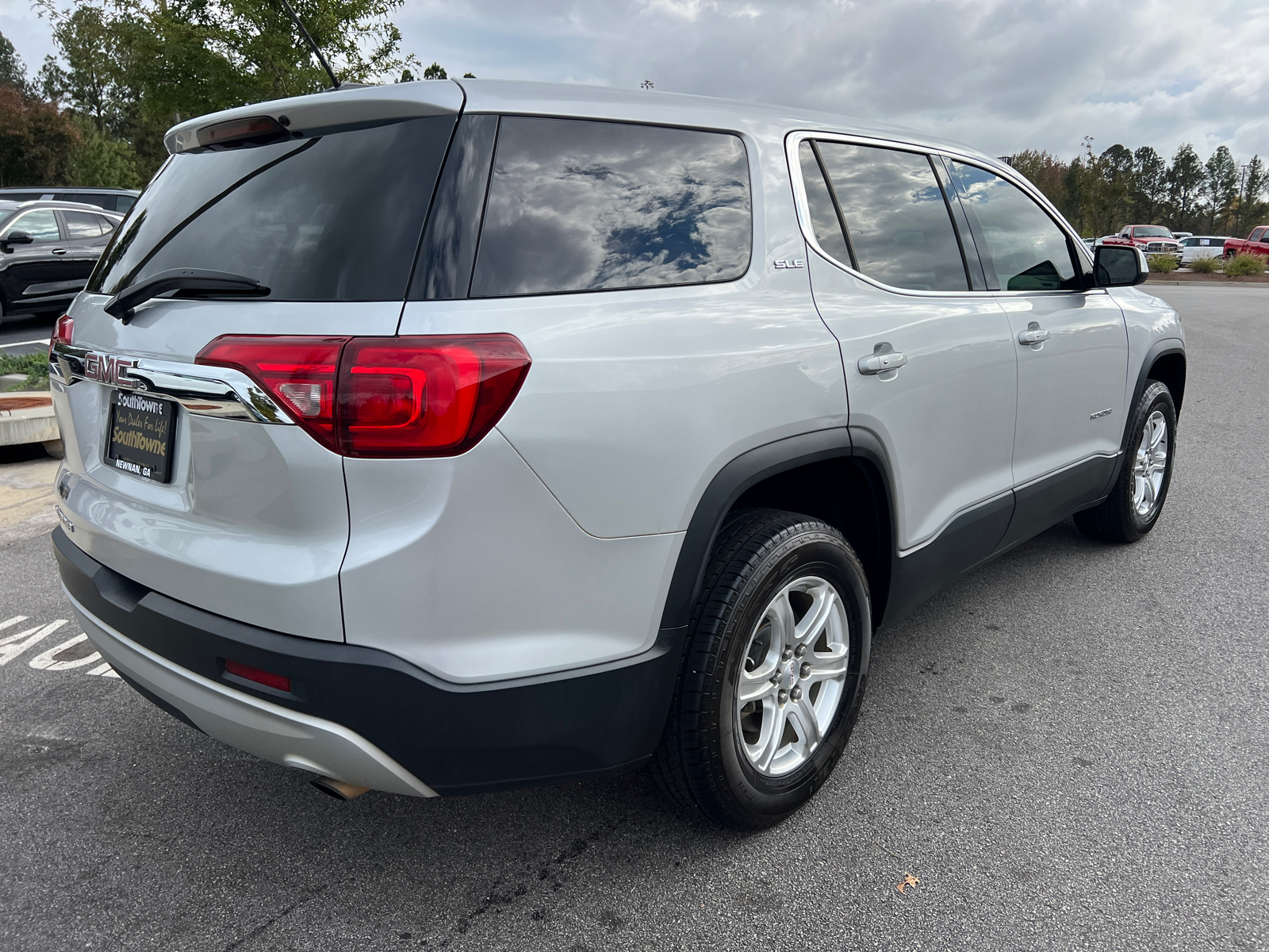 2019 GMC Acadia SLE-1 5