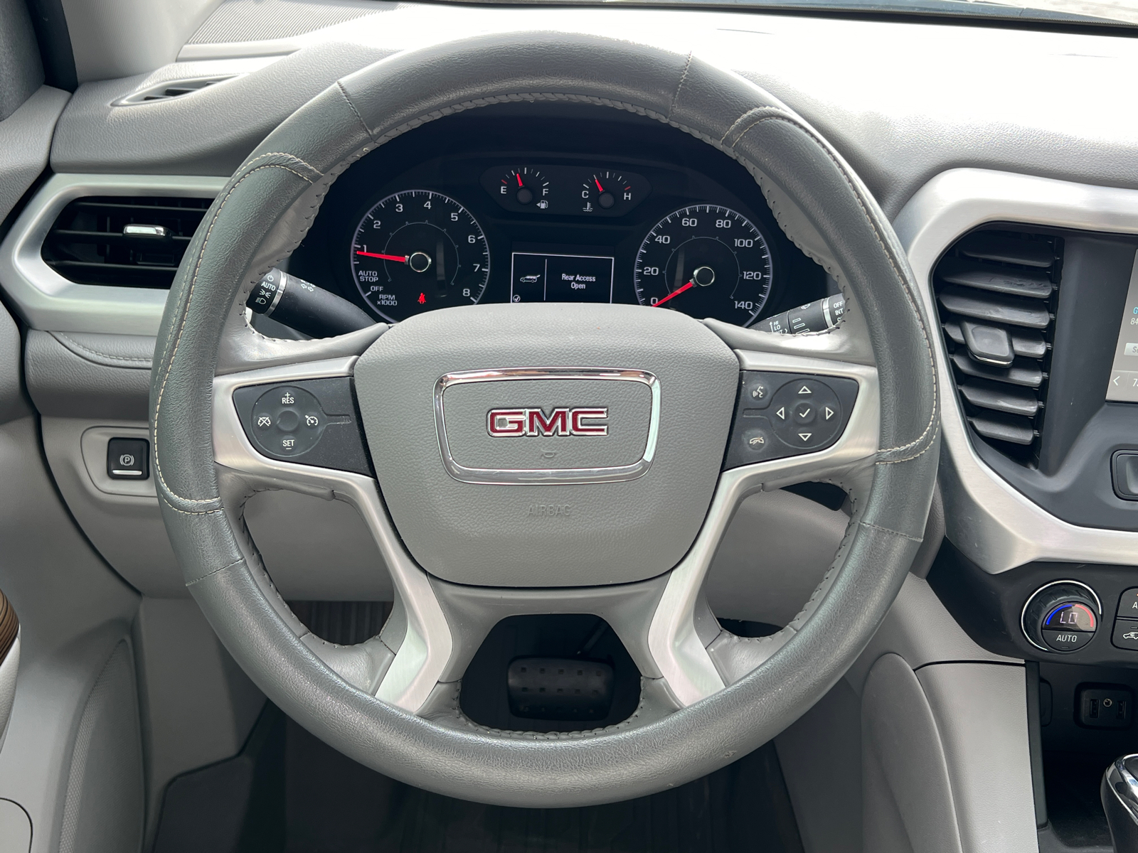 2019 GMC Acadia SLE-1 23