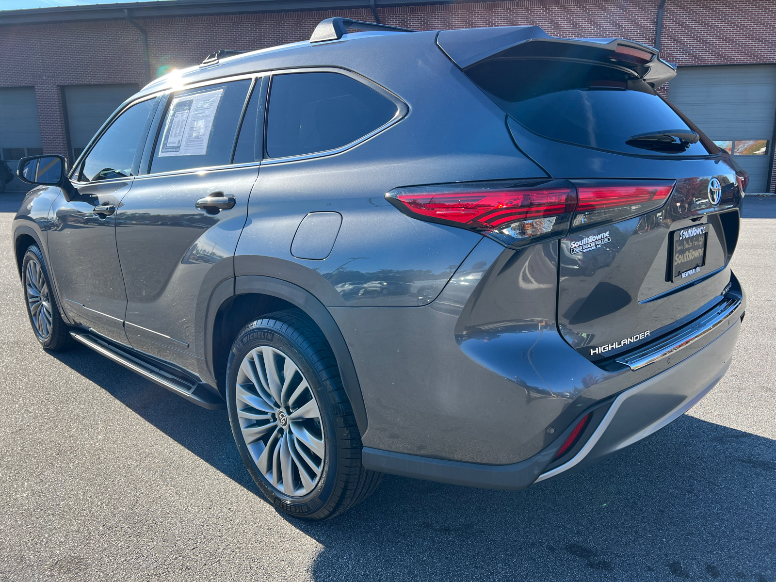 2020 Toyota Highlander Platinum 7