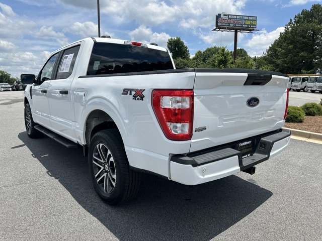 2023 Ford F-150 XL 8