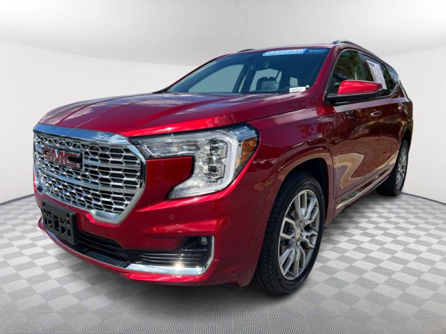 2024 GMC Terrain Denali 1