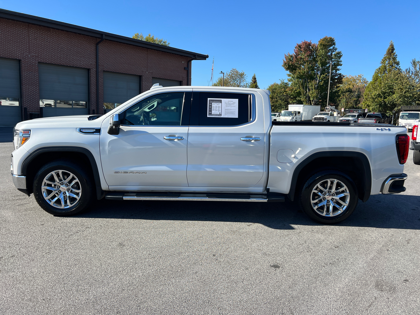 2020 GMC Sierra 1500 SLT 8