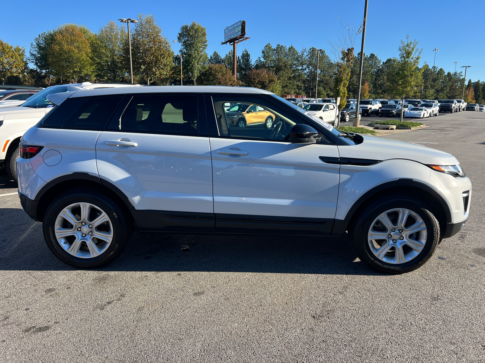 2017 Land Rover Range Rover Evoque SE 4