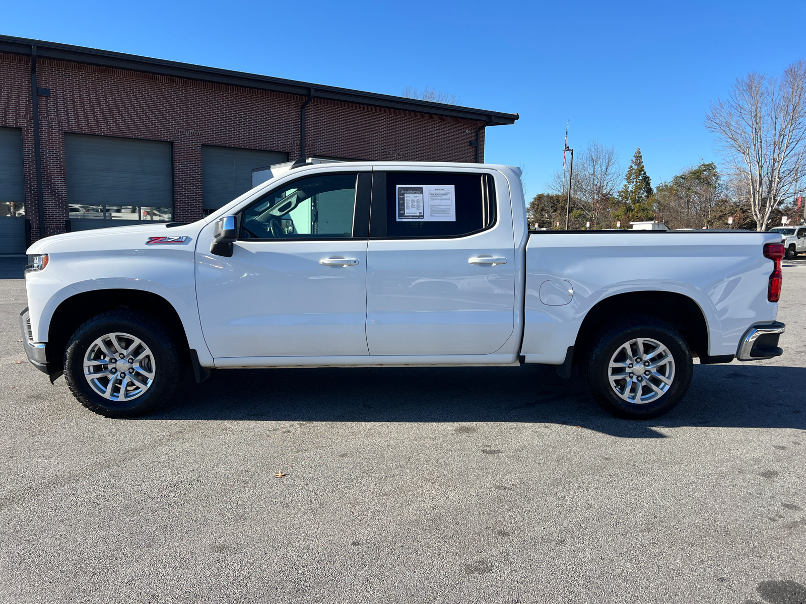 2019 Chevrolet Silverado 1500 LT 8