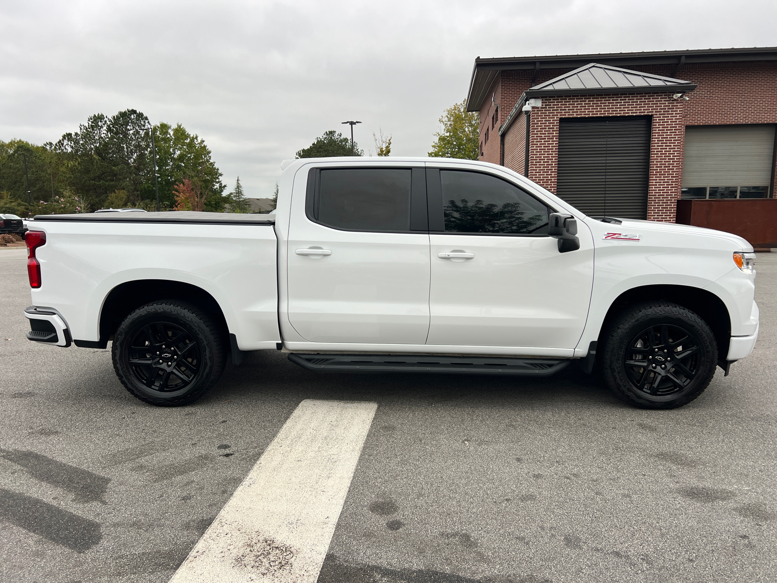 2023 Chevrolet Silverado 1500 RST 4