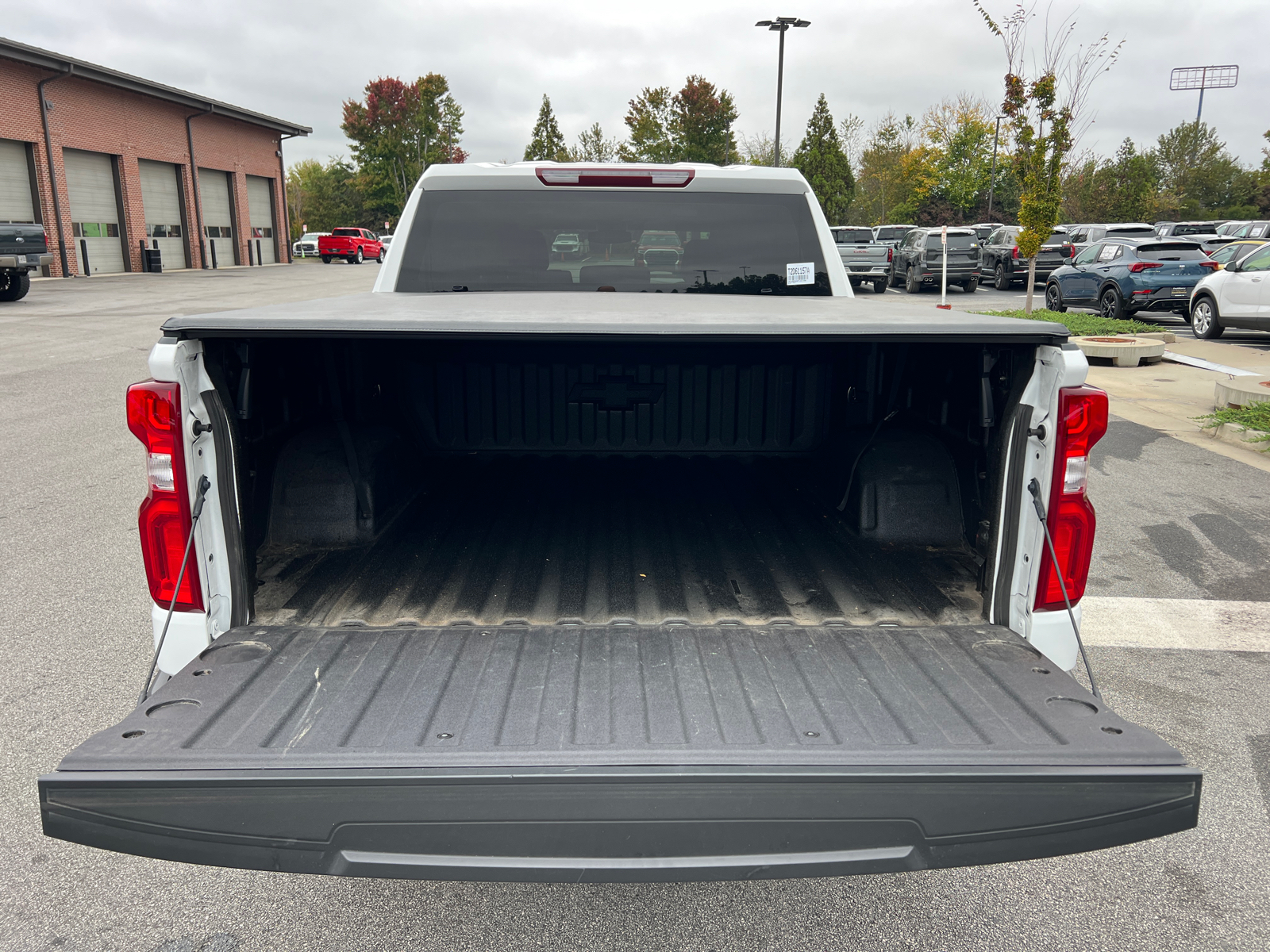 2023 Chevrolet Silverado 1500 RST 18