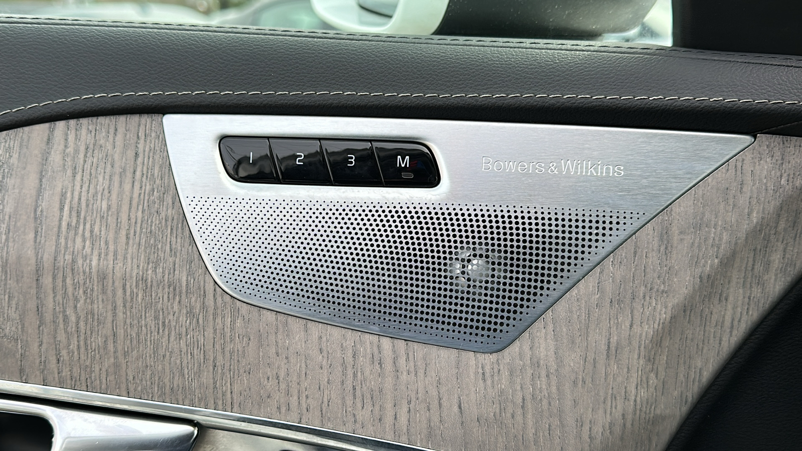 2022 Volvo XC90 Recharge Plug-In Hybrid T8 Inscription 6 Passenger 19