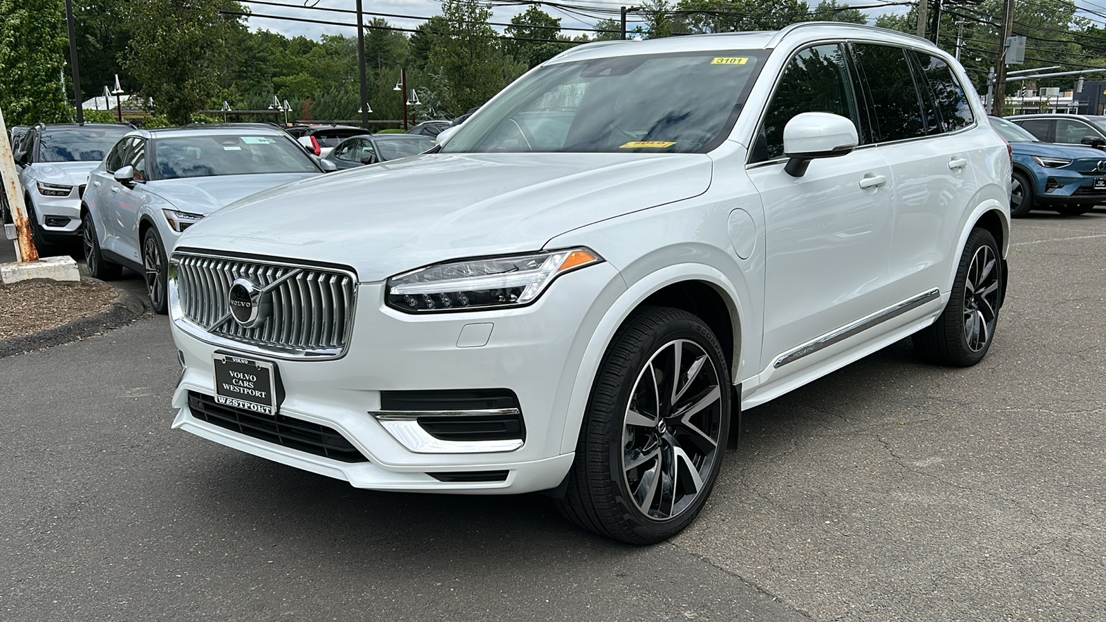 2021 Volvo XC90 Recharge Plug-In Hybrid T8 Inscription Expression 7 Passenger 4