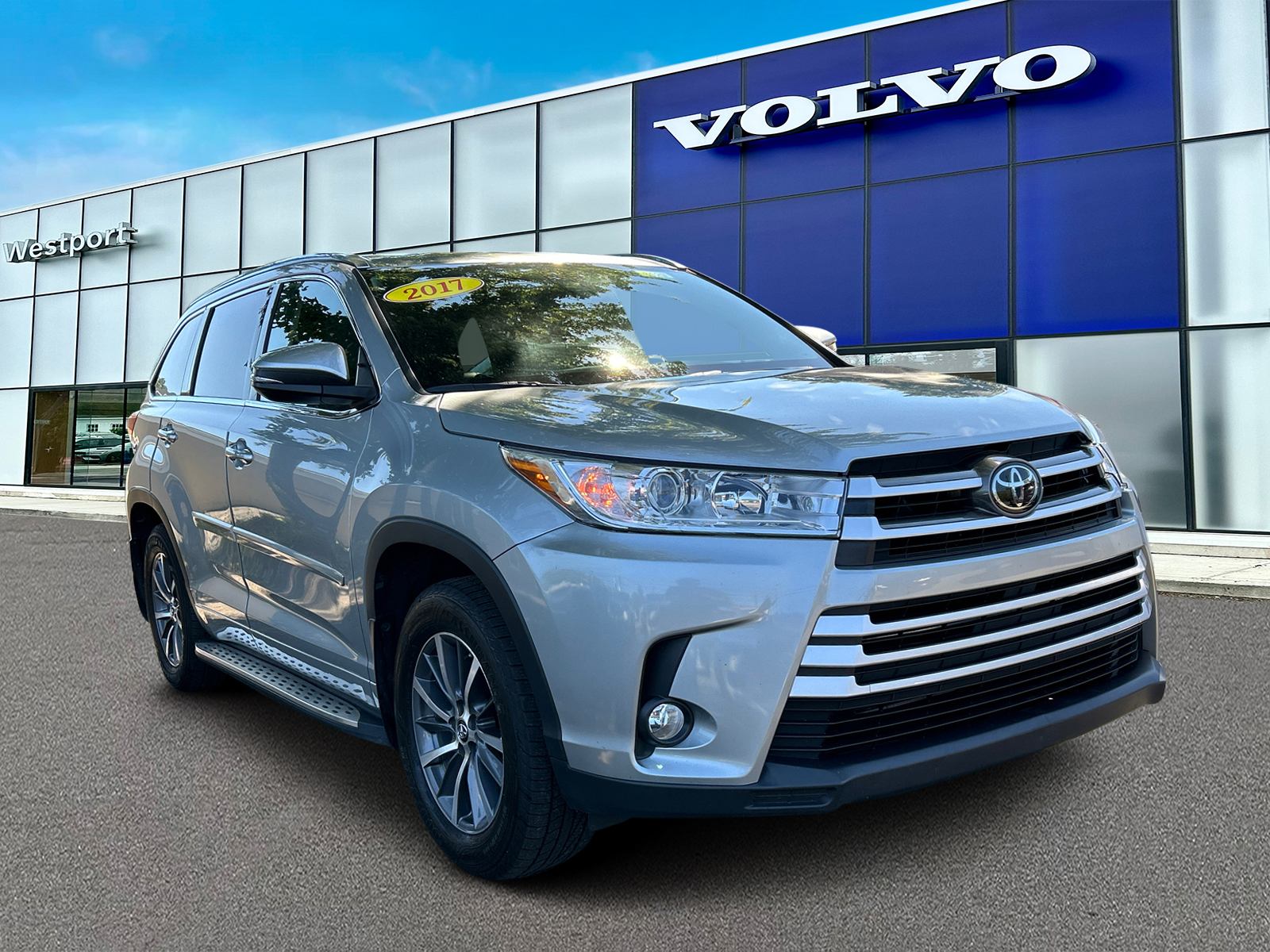 2017 Toyota Highlander  1