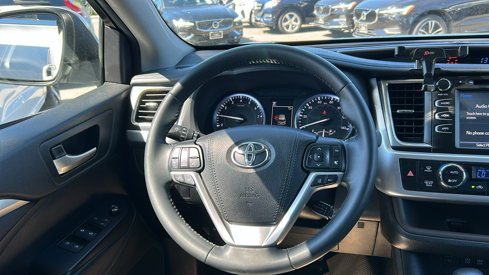 2017 Toyota Highlander  19