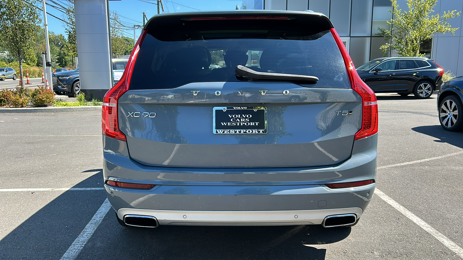 2021 Volvo XC60 T6 Momentum 6