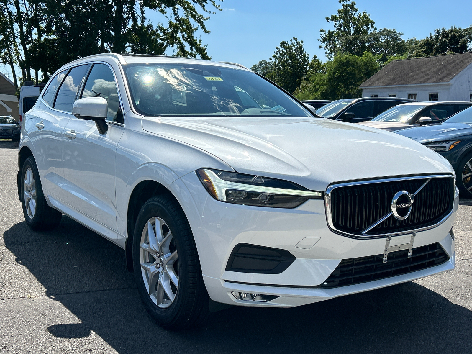 2021 Volvo XC60 T5 Momentum 2