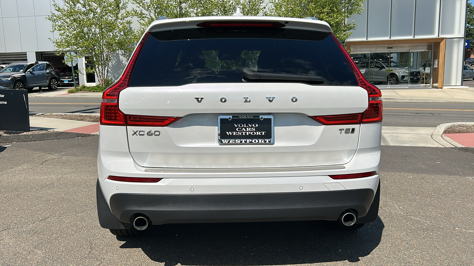 2021 Volvo XC60 T5 Momentum 6