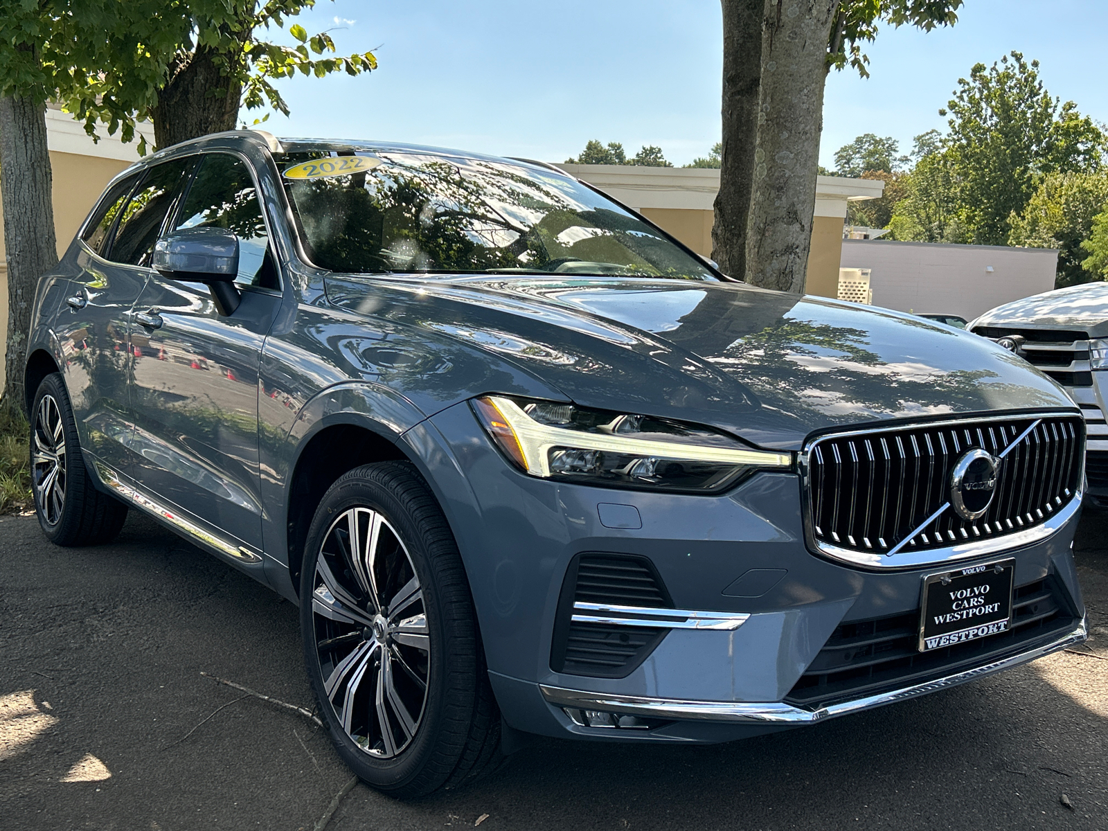 2022 Volvo XC60 B5 Inscription 2