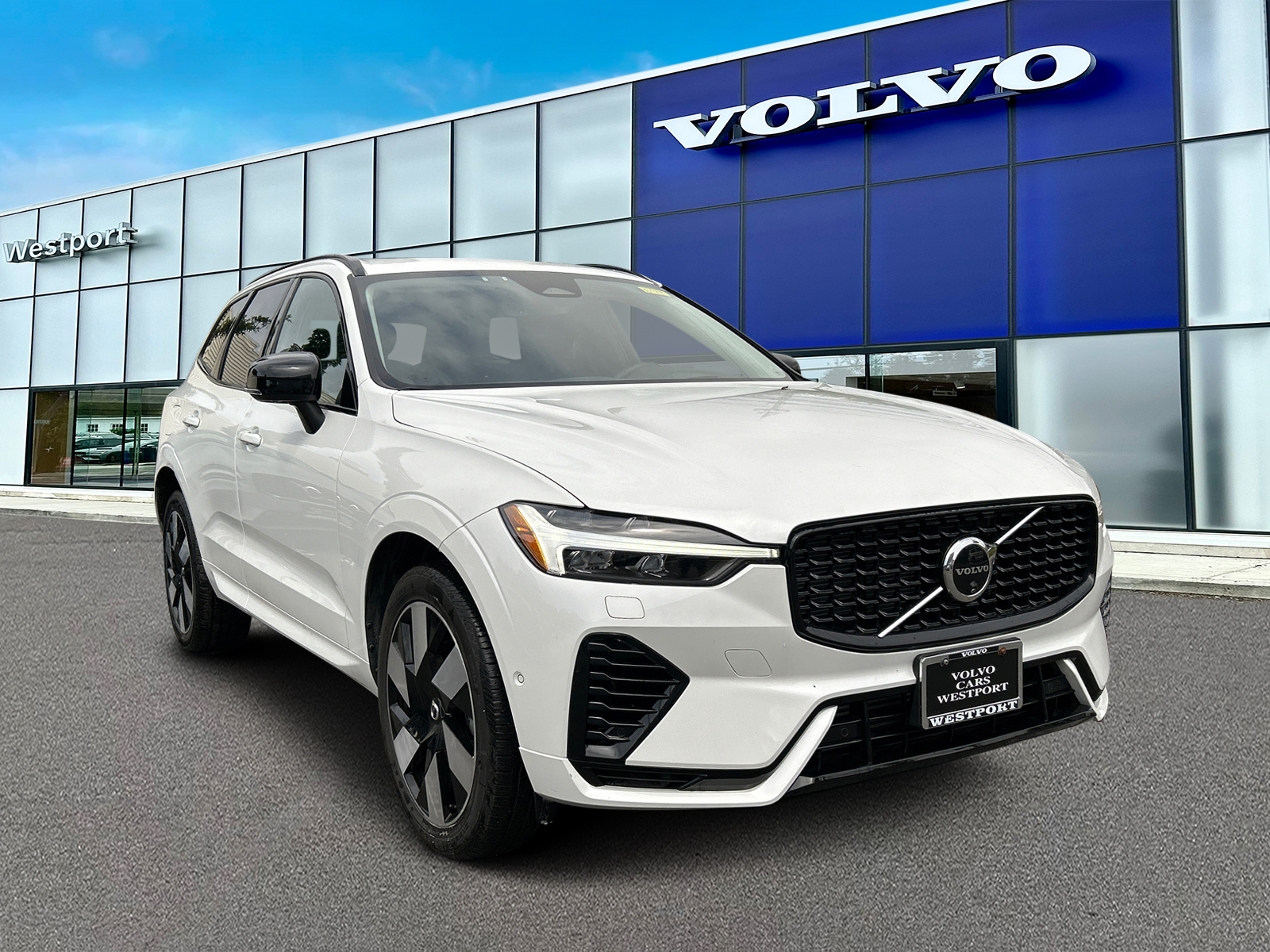 2024 Volvo XC60 Recharge Plug-In Hybrid Ultimate 1