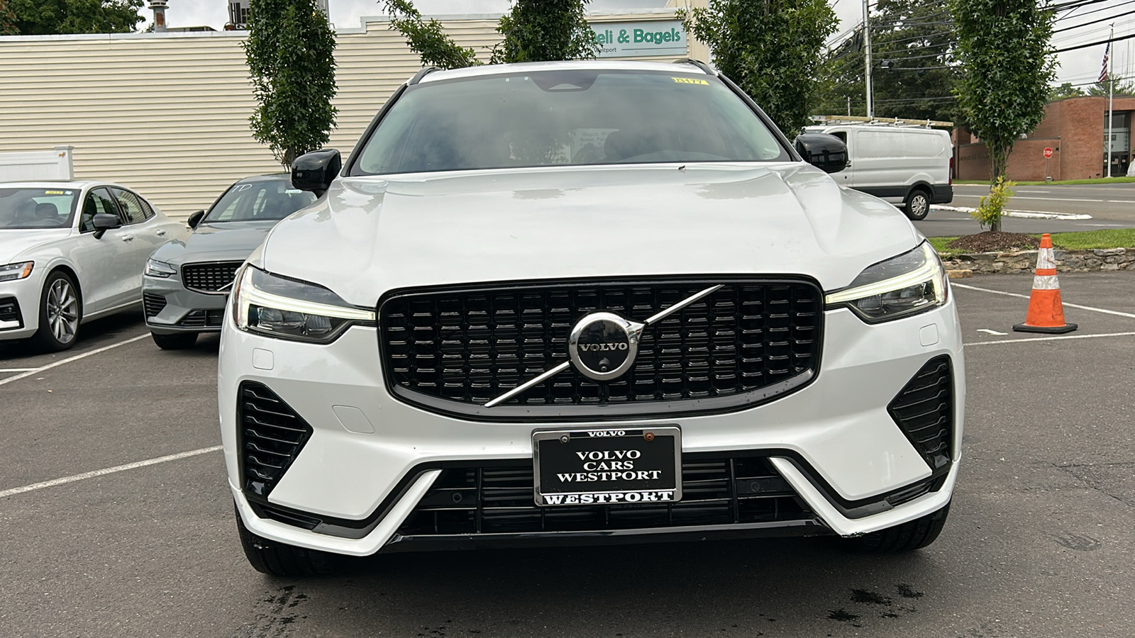 2024 Volvo XC60 Recharge Plug-In Hybrid Ultimate 3