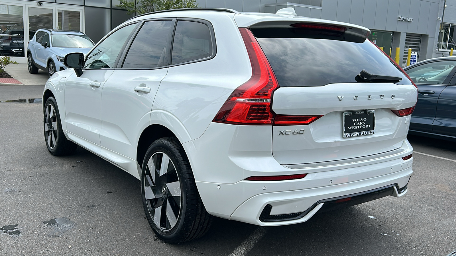 2024 Volvo XC60 Recharge Plug-In Hybrid Ultimate 5