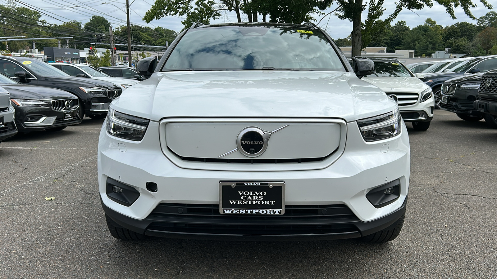 2021 Volvo XC40 Recharge Pure Electric P8 3