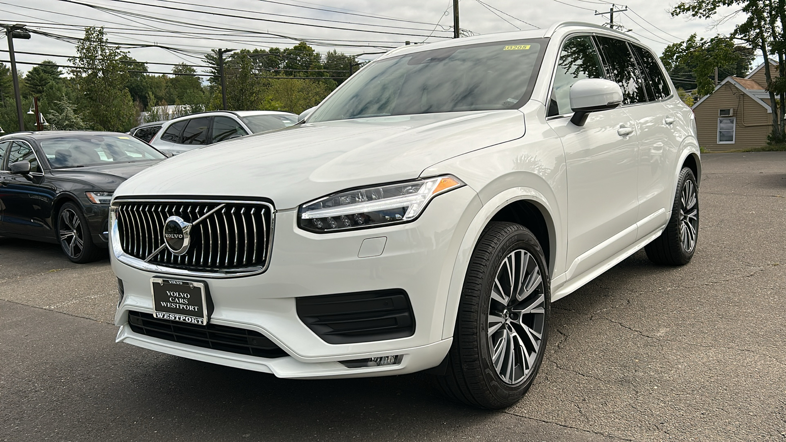 2022 Volvo XC90 T6 Momentum 4