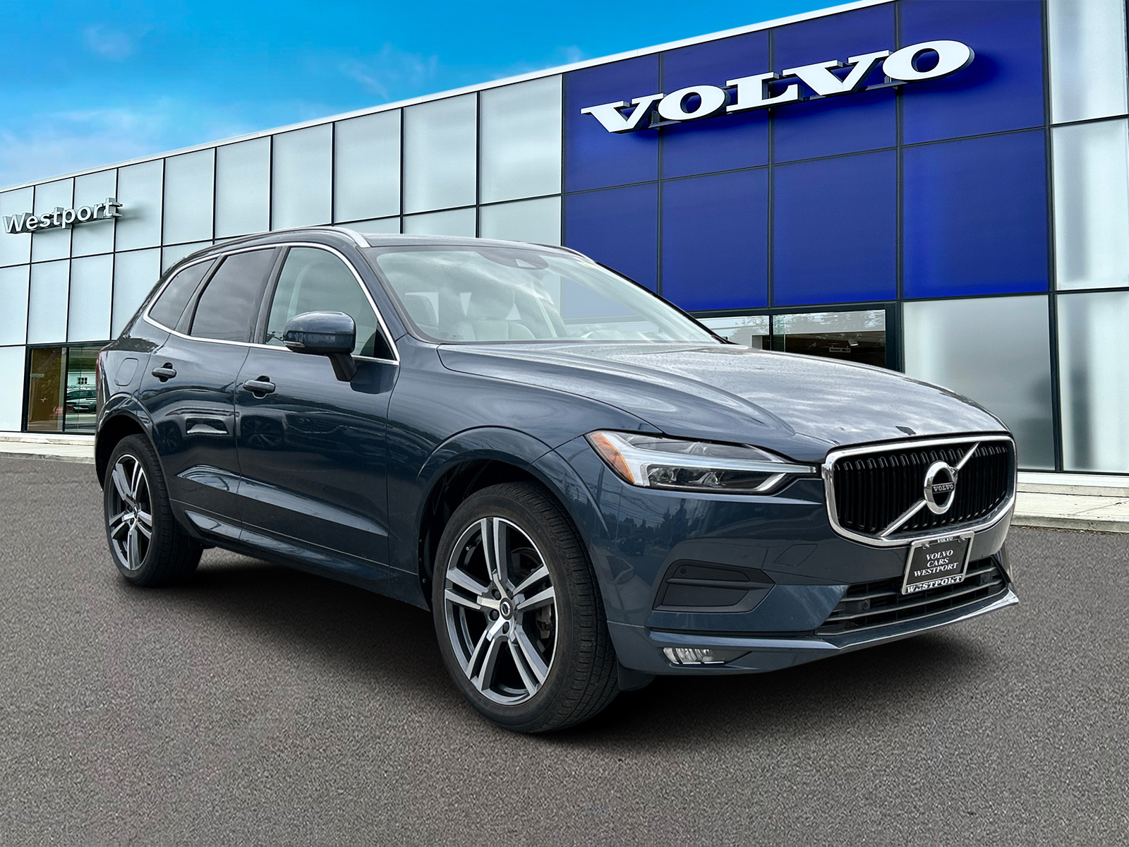 2021 Volvo XC60 T5 Momentum 1