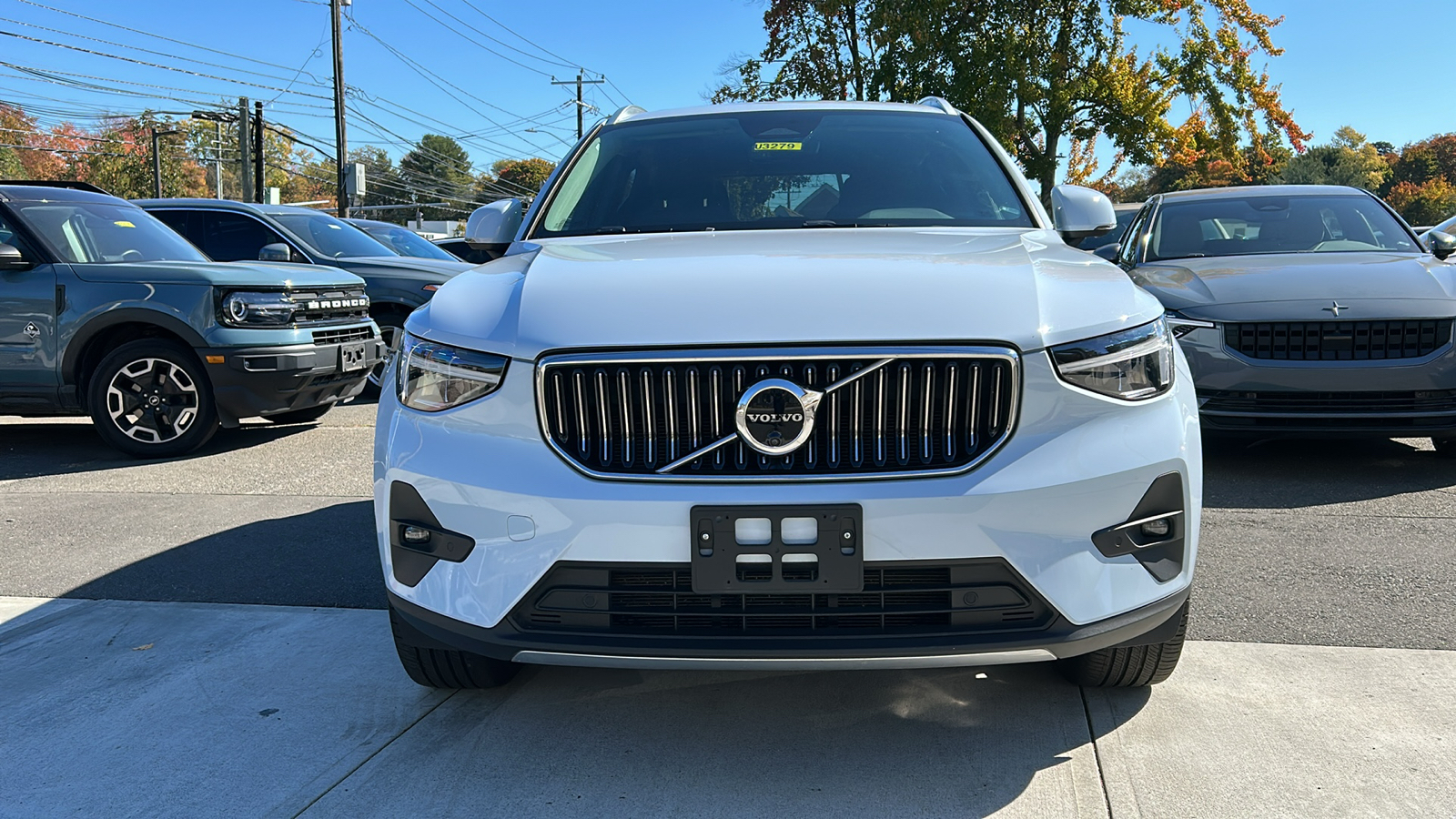 2024 Volvo XC40 B5 Plus Bright Theme 3