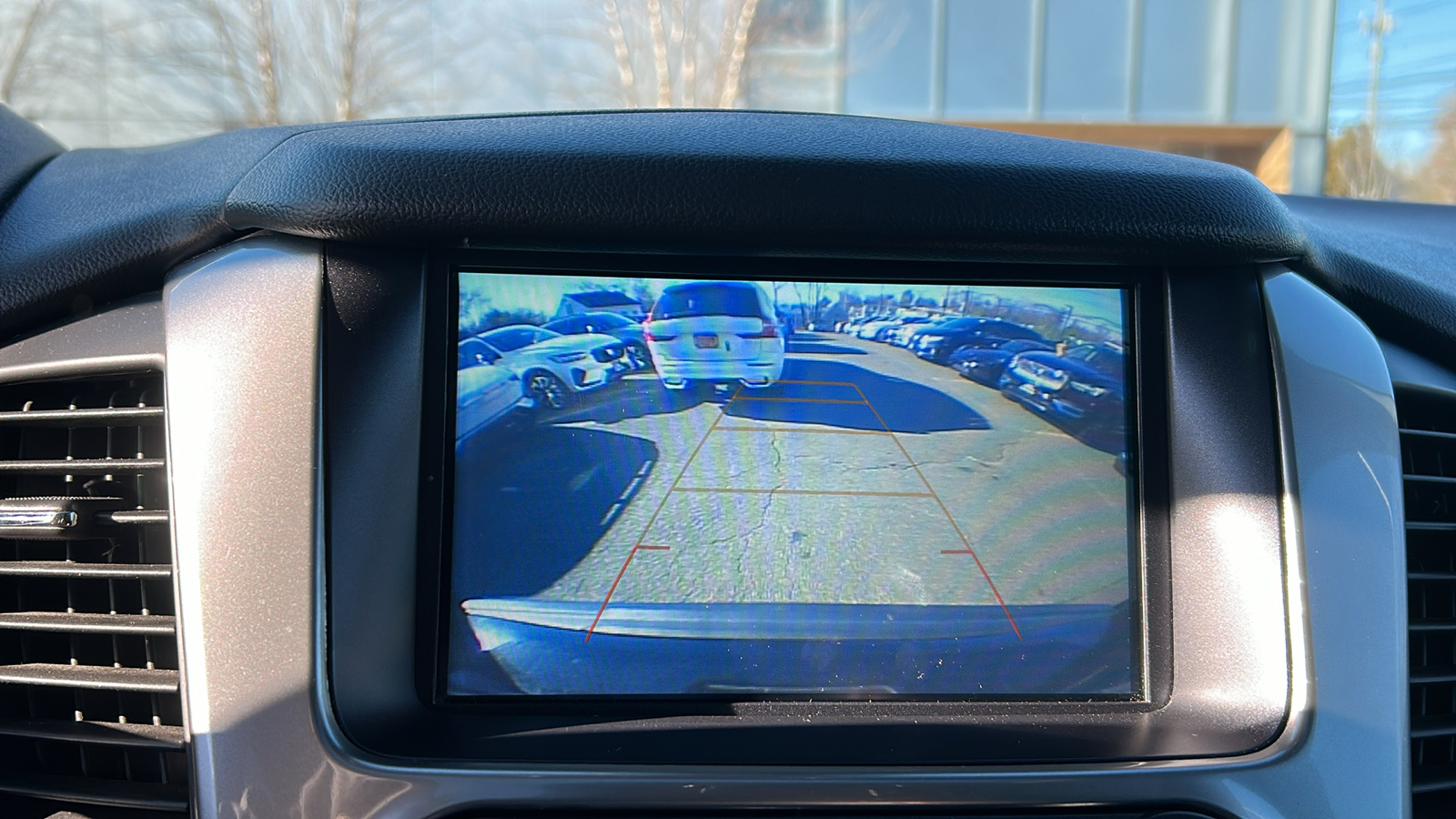 2020 Chevrolet Suburban LT 16