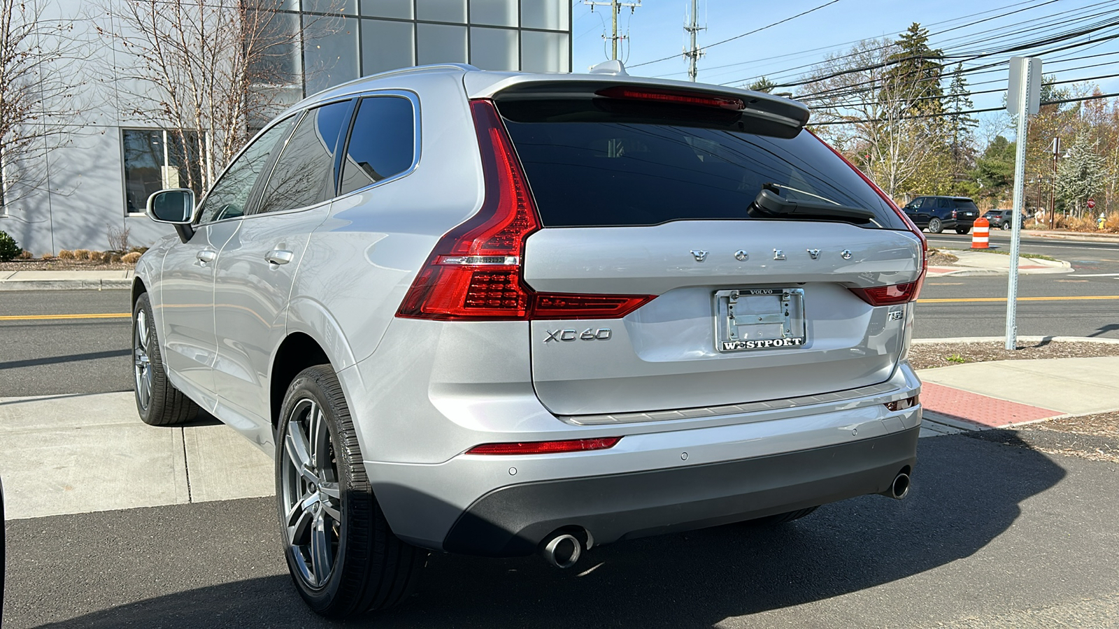 2021 Volvo XC60 T5 Momentum 5