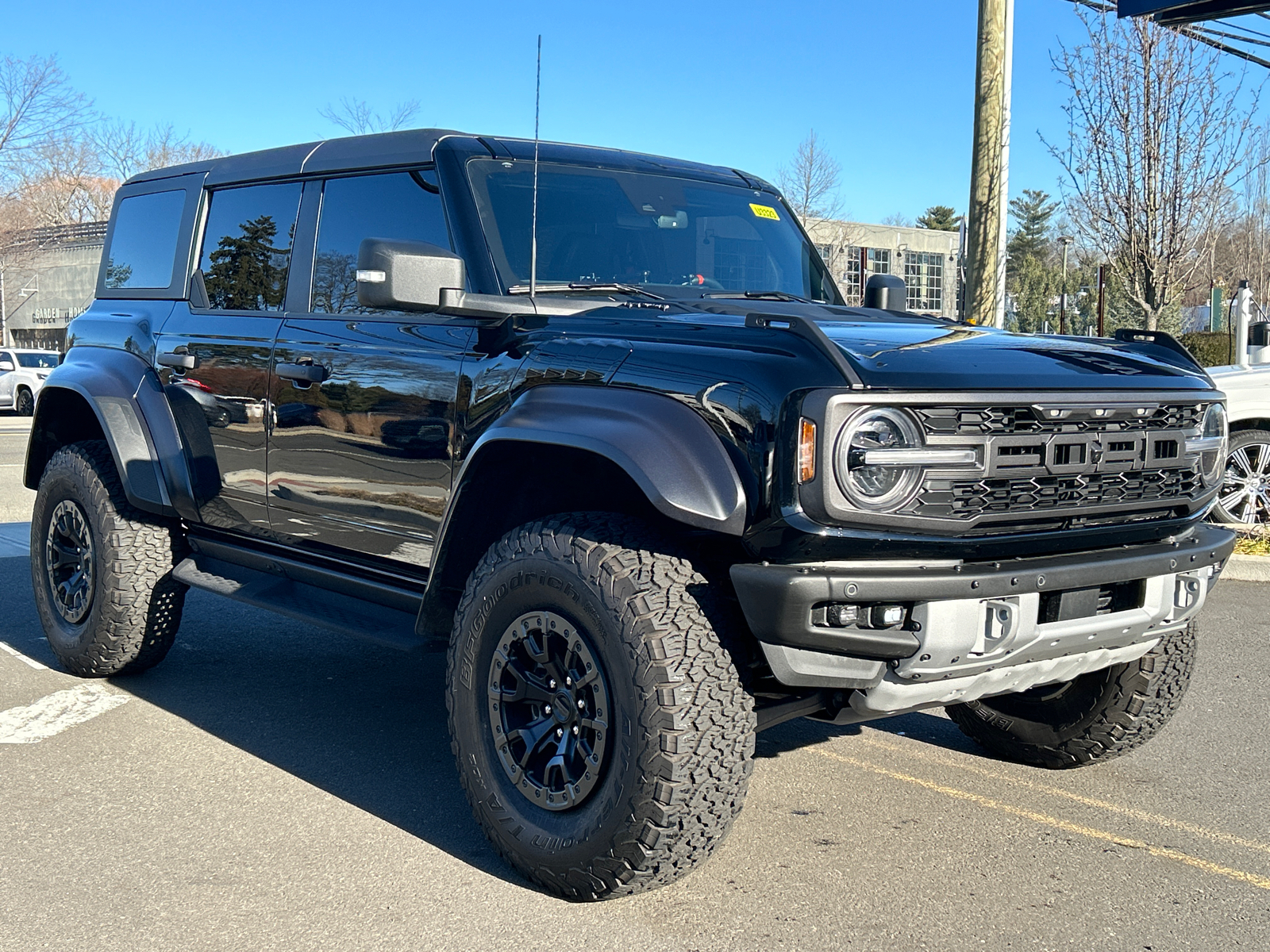 2022 Ford Bronco Raptor 2