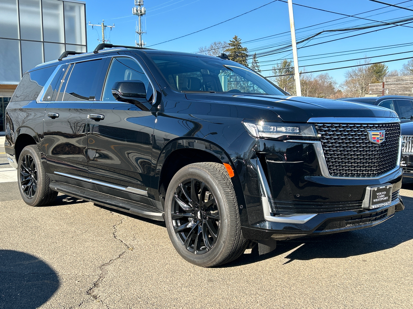 2022 Cadillac Escalade ESV Premium 2