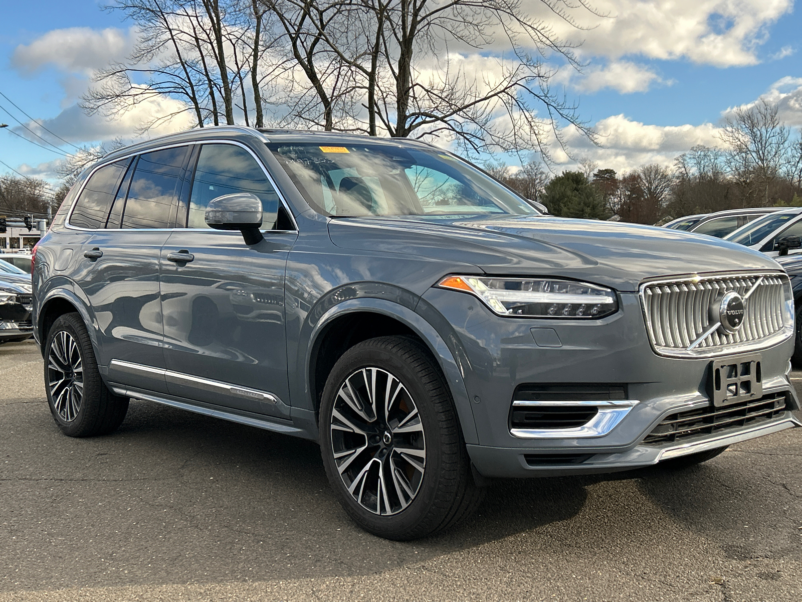 2023 Volvo XC90 Recharge Plug-In Hybrid T8 Plus Bright Theme 7 Passenger 2