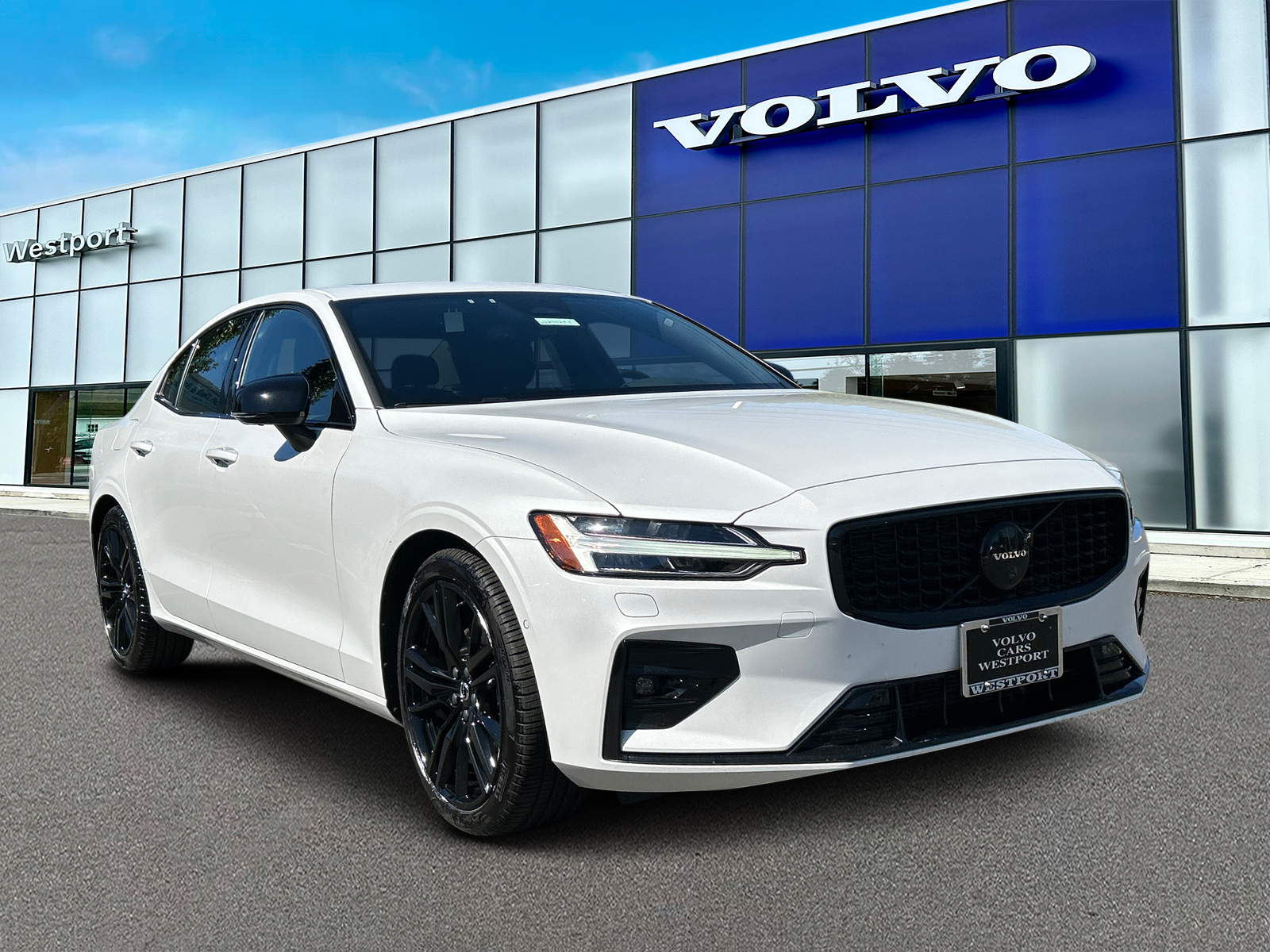 2024 Volvo S60 B5 Plus Black Edition 1