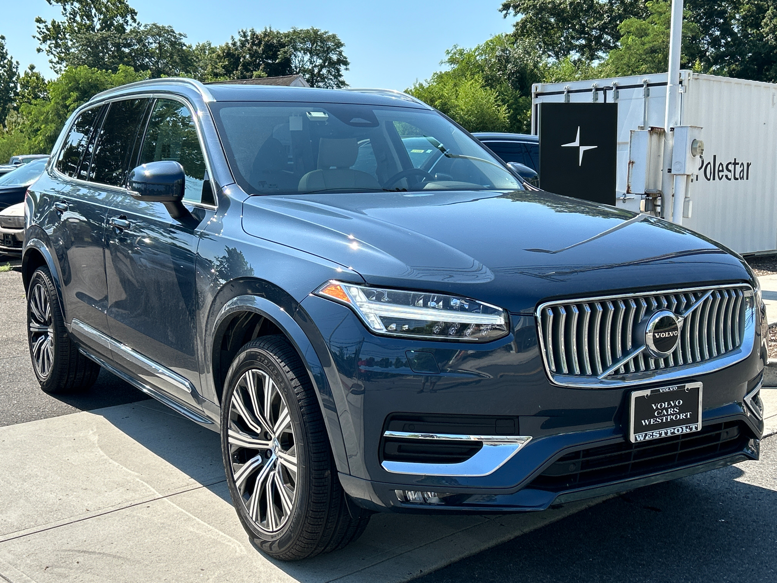 2024 Volvo XC90 B5 Core 2