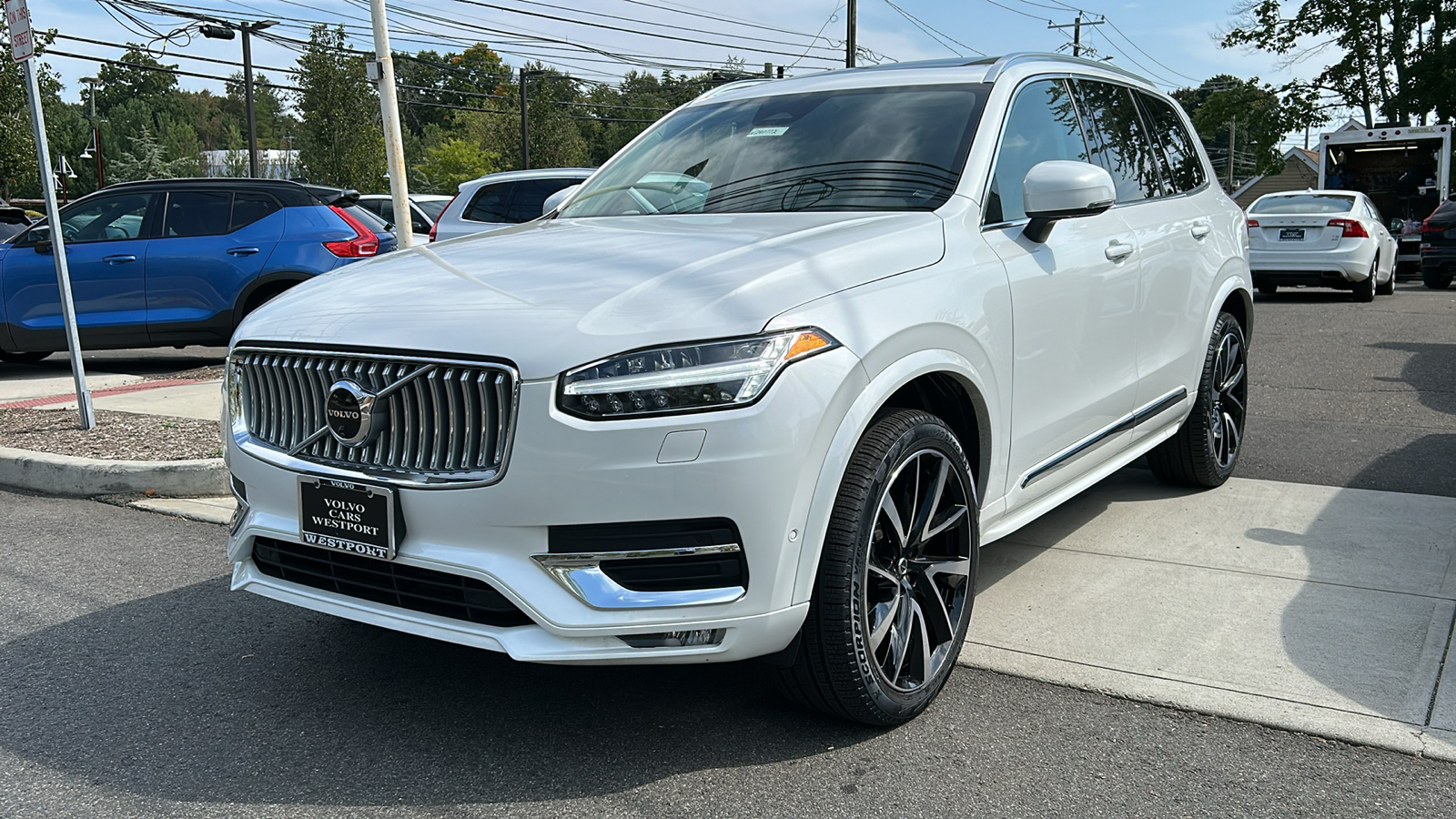 2024 Volvo XC90 B5 Plus 4