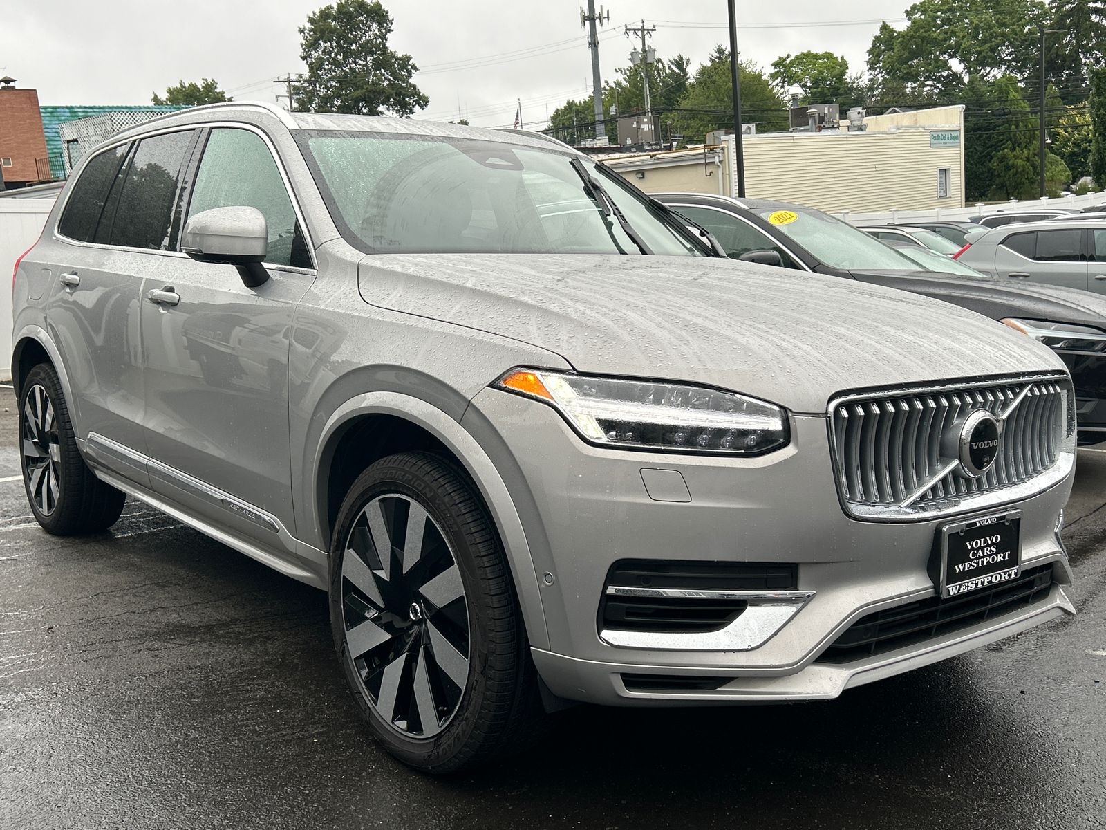 2024 Volvo XC90 Recharge Plug-In Hybrid T8 Plus Bright Theme 7 Passenger 2