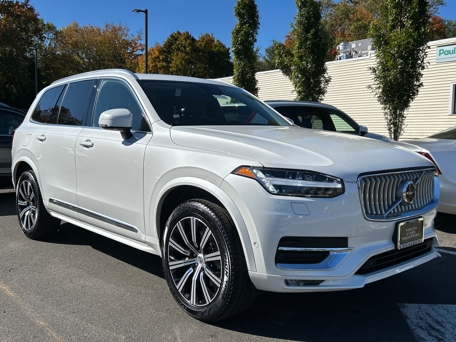 2025 Volvo XC90 B6 Plus 7-Seater 2